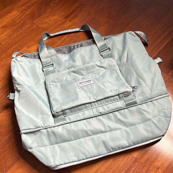 Expandable foldable Travel Duffel Bag, Large Expandable Weekender Carry-on Tote - Picture 4 of 4